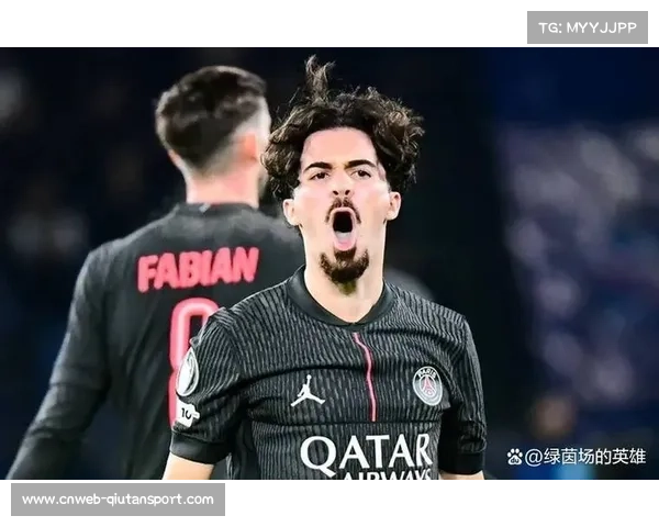 前巴黎球星小维阿称在巴黎遇到马赛球迷多于巴黎圣日耳曼球迷。 前巴黎球星小维阿称在巴黎遇到马赛球迷多于巴黎圣日耳曼球迷。